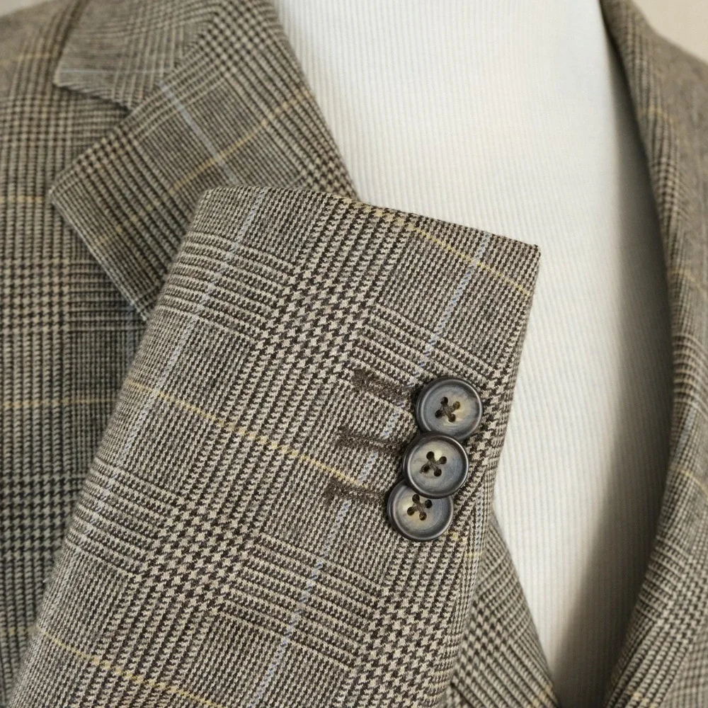Banana Republic 40R Sport Coat 100% Wool Brown Glen Plaid Three Button Vented